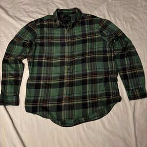 American Eagle Mens Flannel Shirt Size LARGE LONG SLEEVE Buttons GREEN Plaid Y2K